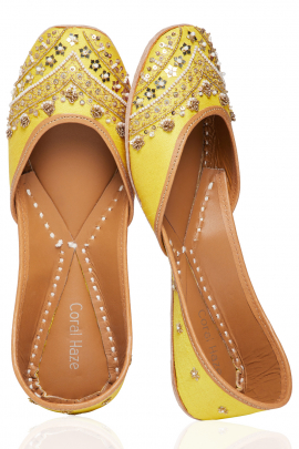 Yellow embroidered juttis