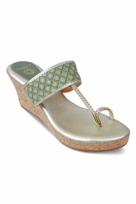 Green embellished kolhapuri wedges