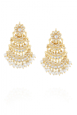 Gold and pearl earrings